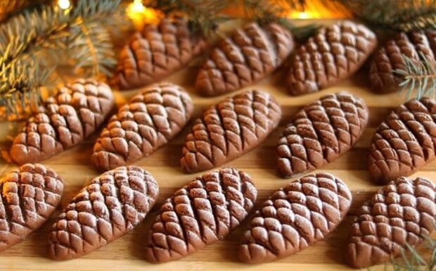 "Interesting cone-shaped cookies": Chocolate cone-shaped cookies will be a real find for the holidays