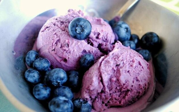 Berry ice cream, screen youtube